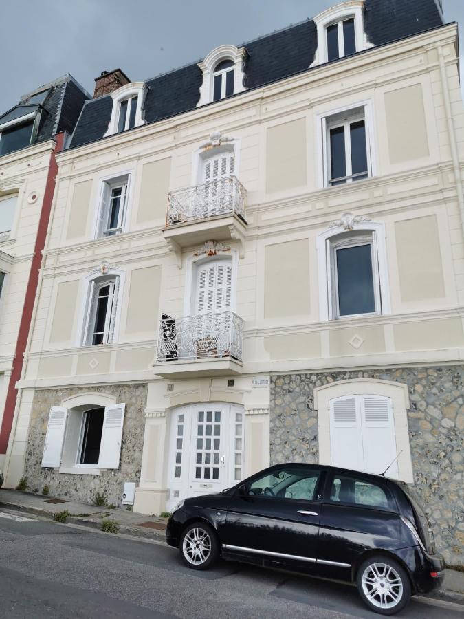 Les Pieds Dans L'Eau Apartment Trouville-sur-Mer Bagian luar foto